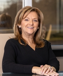 Headshot photo of Linda Consolazio
