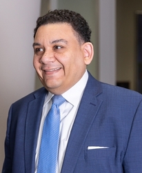 Headshot photo of Peter S. Saad
