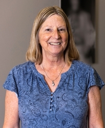 Headshot photo of Cindy Scibilia